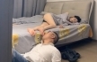 偷tian熟睡高颜值美女的美足被发现